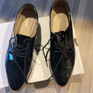Aldo shoes, size 11, excellent condition, Shiny Black
